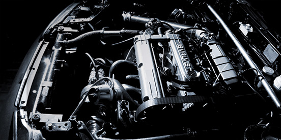 synthetic motor oil keep engine clean